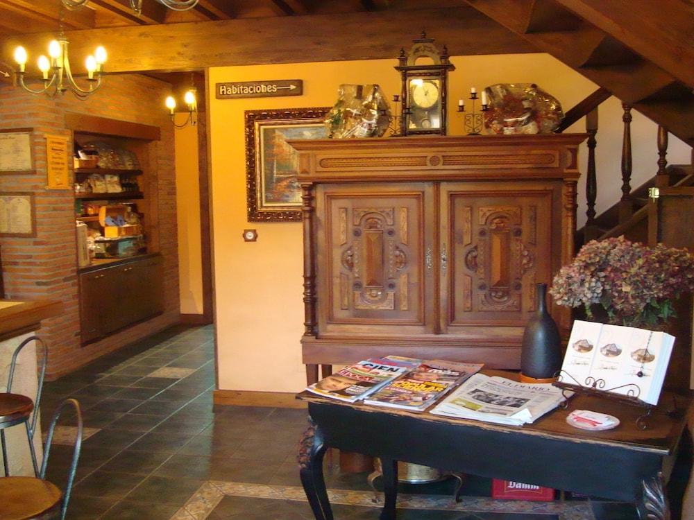 Posada Restaurante Prada A Tope Treceño Екстериор снимка