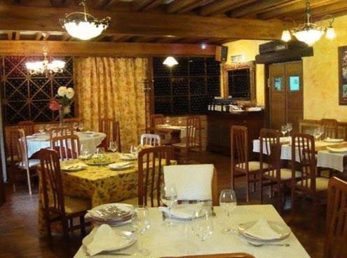 Posada Restaurante Prada A Tope Treceño Екстериор снимка